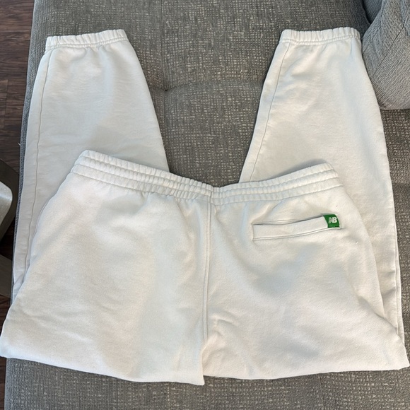 NEW BALANCE KLUTCH ATHLETICS SWEATS - Picture 3 of 5